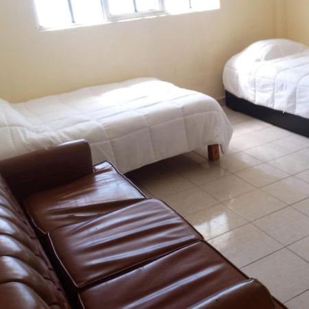 Hostal Las Quince Letras Теуакан Екстер'єр фото