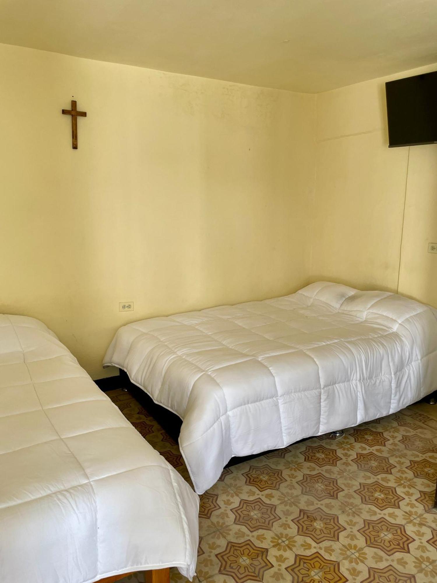Hostal Las Quince Letras Теуакан Екстер'єр фото